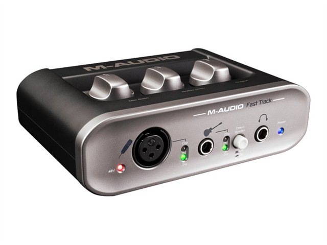 M-Audio Fast Track USB - audio input adapter - Hi-Speed USB