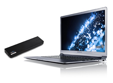 Samsung Series 9 900X4D - 15" - i7 3517U - Windows 7 Pro with Dock Station