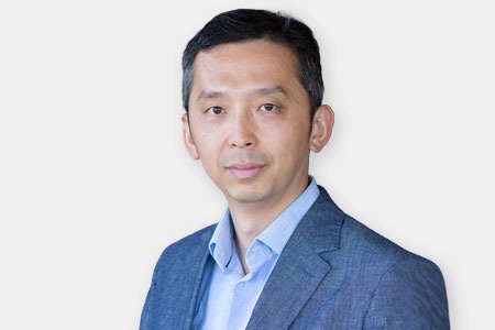 Hang Tan Headshot