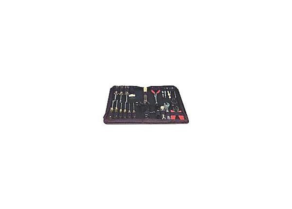 C2G 21-PIECE COMPUTER TOOL KIT