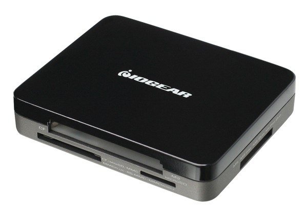 Iogear 3-Port USB 2.0 Hub and 45-in-1 Card Reader