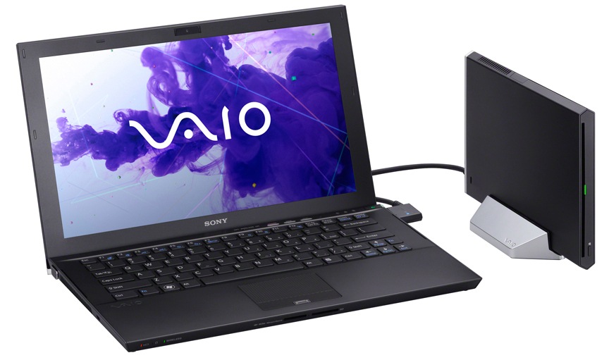 Sony VAIO Z Series VPC-Z22AGX/B - 13.1" - Core i7 2640M - Windows 7 Professional 64-bit - 8 GB RAM - 128 GB SSD + 128 GB