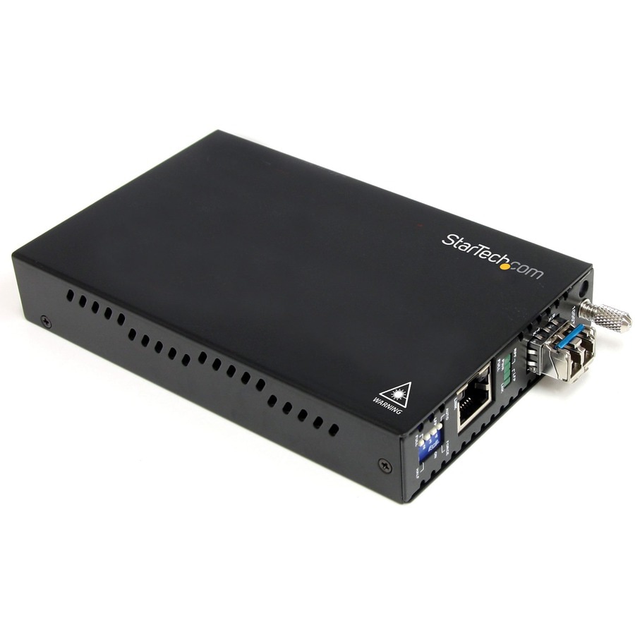StarTech.com Multimode (MM) LC Fiber Media Converter for 1Gbe Network - 550m Range - Gigabit Ethernet - 850nm - TAA
