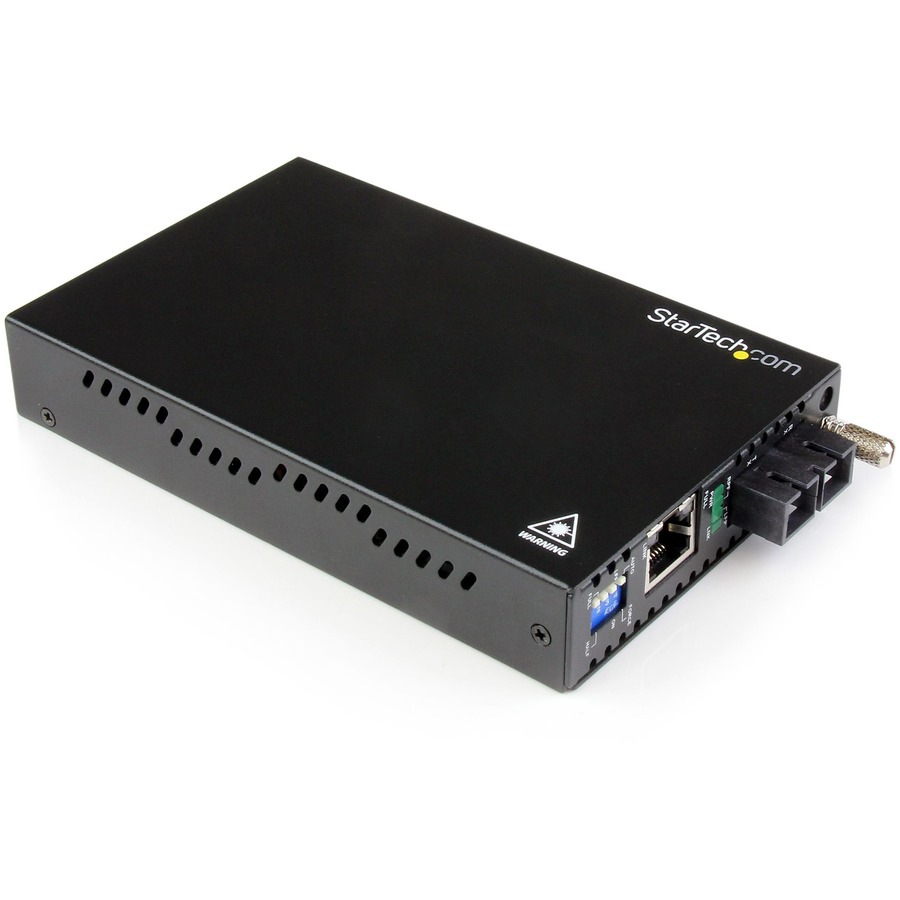 StarTech.com Gigabit Ethernet SM Fiber Media Converter SC 40 km - 1000 Mbps