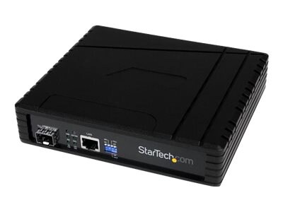 StarTech.com Gigabit Ethernet PoE Open SFP Fiber Media Converter – PSE