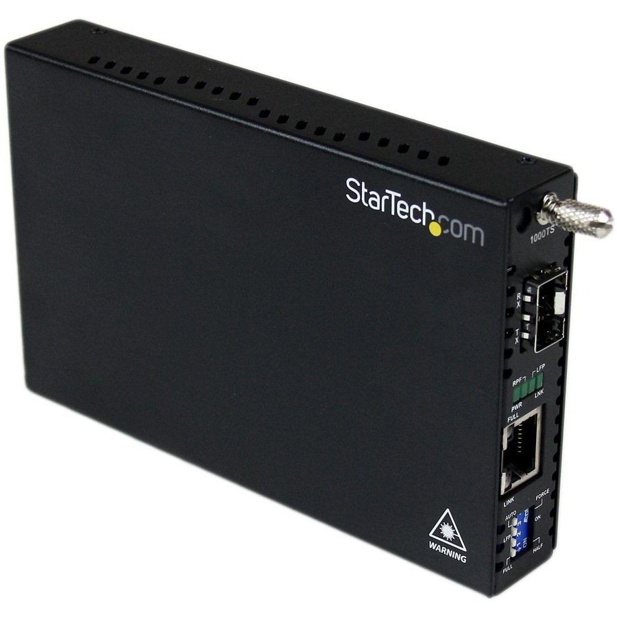StarTech.com Gigabit Ethernet Fiber Media Converter with Open SFP Slot - Fi