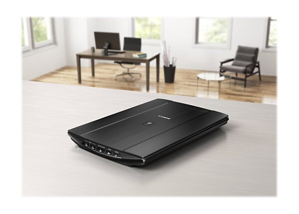 Canon CanoScan LiDE 220 Wired/USB Flatbed Scanner
