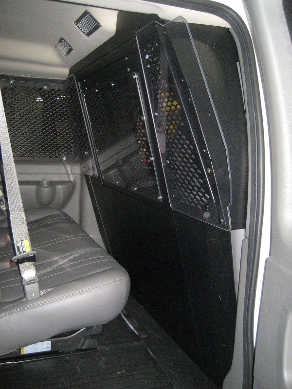 Havis Front Partition with Exit Hatch