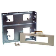 StarTech.com Bracket for 3.5 Inch Floppy with Bezel - storage bay adapter