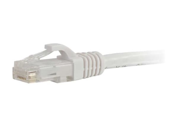 C2G Cat5e Snagless Unshielded (UTP) Network Patch Cable - patch cable - 6.09 m - white