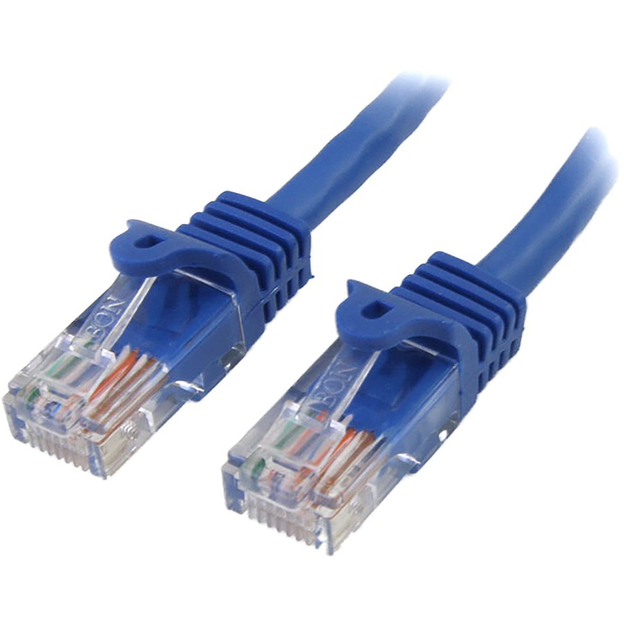 StarTech.com Cat5e Ethernet Cable 1 ft Blue - Cat 5e Snagless Patch Cable