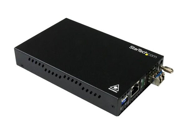 StarTech.com Gigabit Ethernet Copper-to-Fiber Media Converter - SM LC 20 km