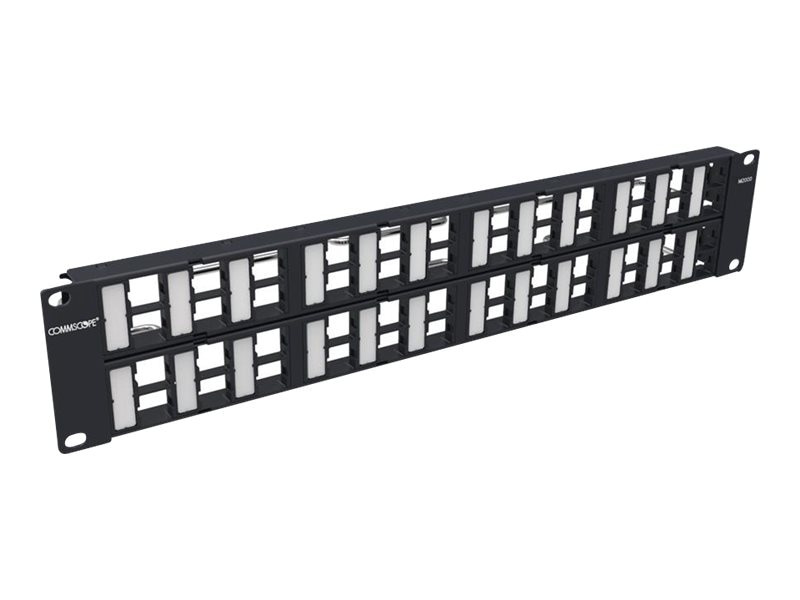 CommScope M2000 - patch panel with cable management - 2U - 19"