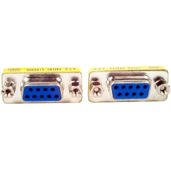 StarTech.com Slimline Serial DB9 Gender Changer - Slimline - Serial gender