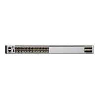 Catalyst 9500 de Cisco – Network Essentials – commutateur – 24 ports – géré – bâti