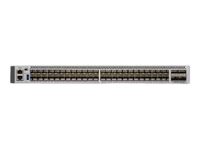 Cisco Catalyst 9500 - Network Advantage - switch - 48 ports - managed - rack-mountable - with 8 x Cisco QSFP-40G-SR-BD