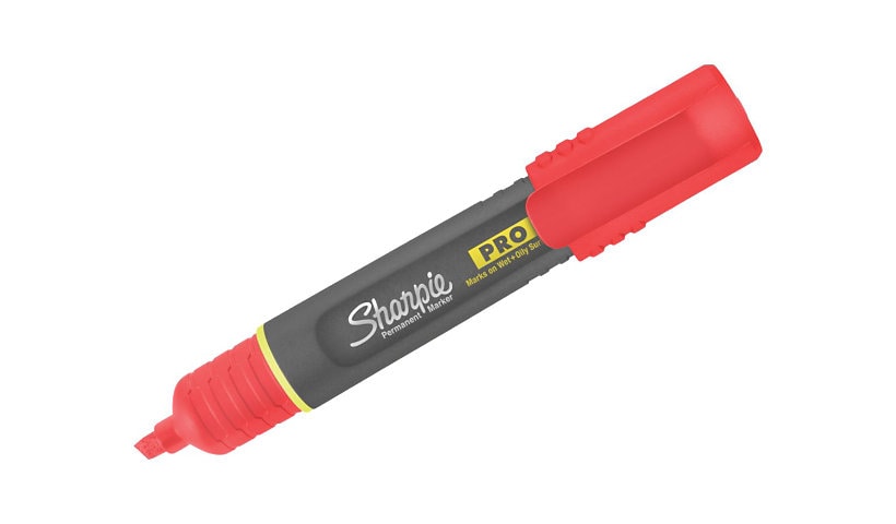 DYMO Sharpie PRO Chisel Tip Marker - Red