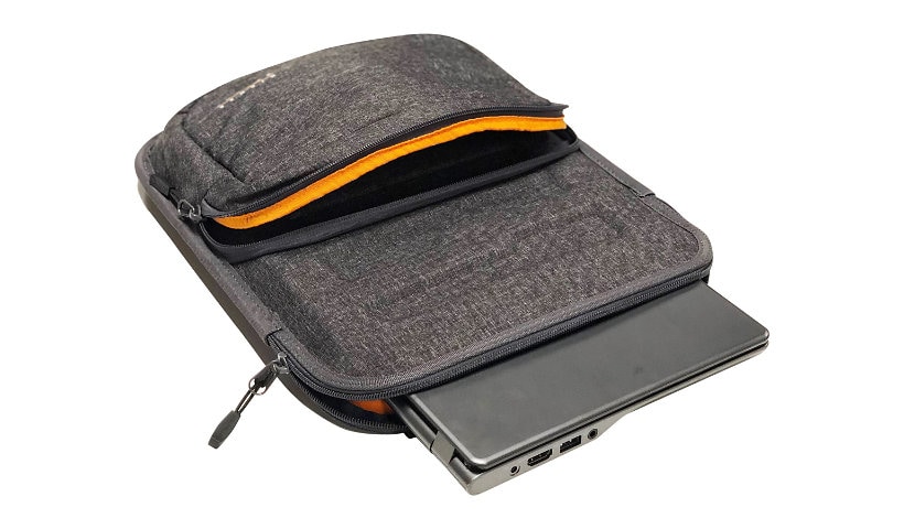 Higher Ground Capsule Plus - with sewn on pocket - notebook sleeve