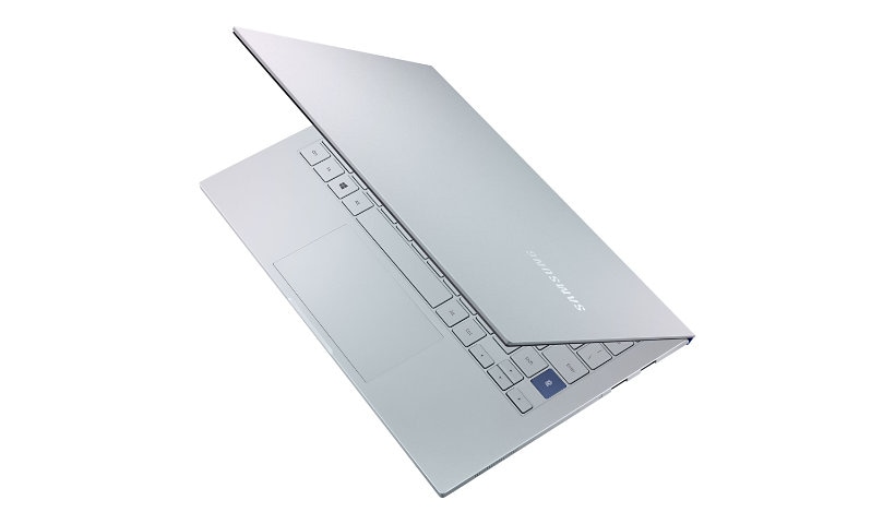 Galaxy Book Ion NP950XCJI de Samsung – 15,6 po – Core i7 10510U – mémoire vive 8 Go – 512