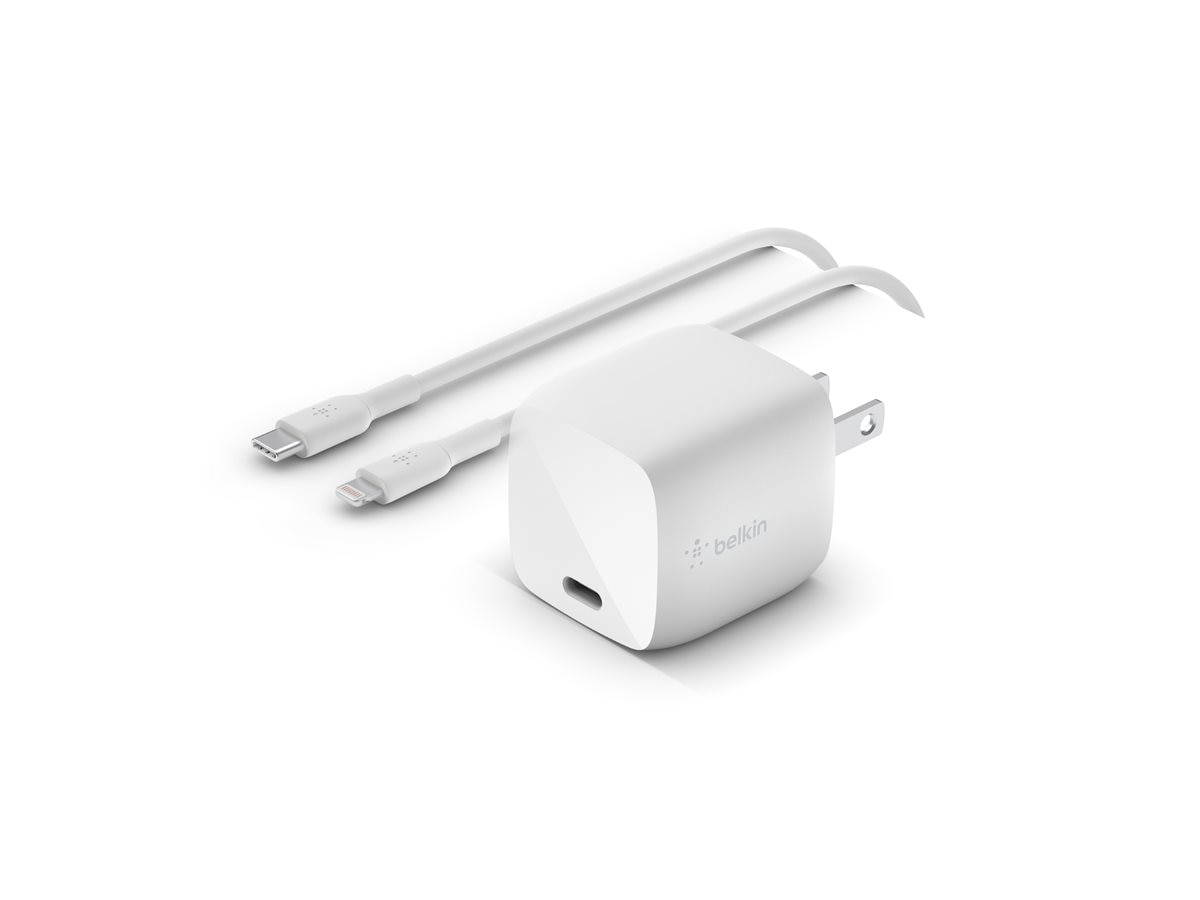 Belkin 30W Portable GaN Wall Charger - 1xUSB-C (30W) - with USB-C to Lightning Cable - Power Adapter - White