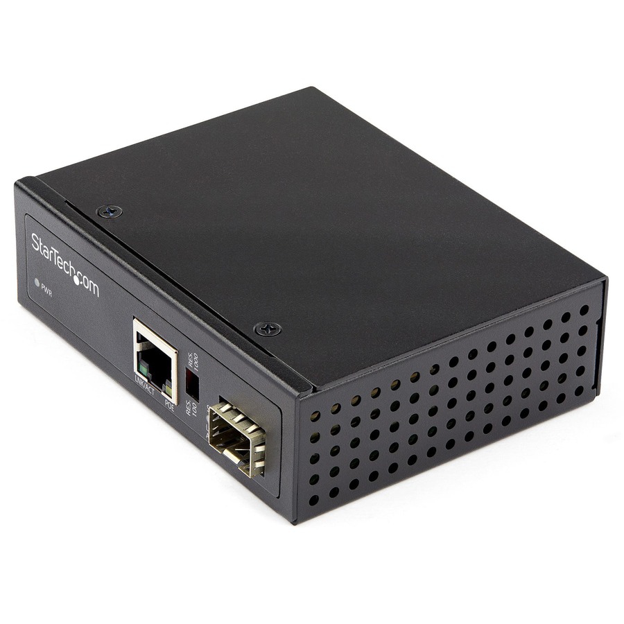 StarTech.com PoE+ Industrial Fiber to Ethernet Media Converter 60W, SFP to RJ45, SM/MM Fiber to Gigabit Copper TAA