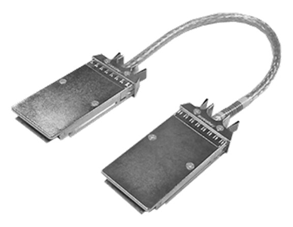 QLogic 10Gb/20Gb Stacking Cable – 9”, XPAK-to-XPAK