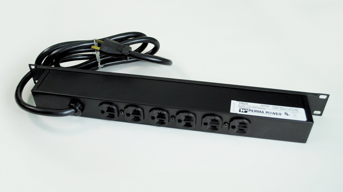 Wiremold Plug-In Outlet Center - 6 Outlet - 20 Amp - 15ft Cord - Black - TA