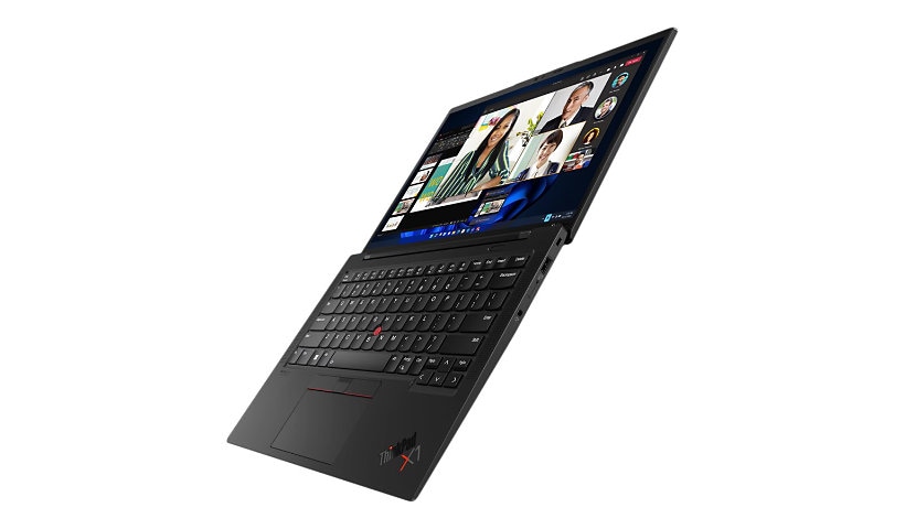 Lenovo ThinkPad X1 Carbon Gen 10 - 14" - Core i5 1240P - 16 GB RAM - 256 GB