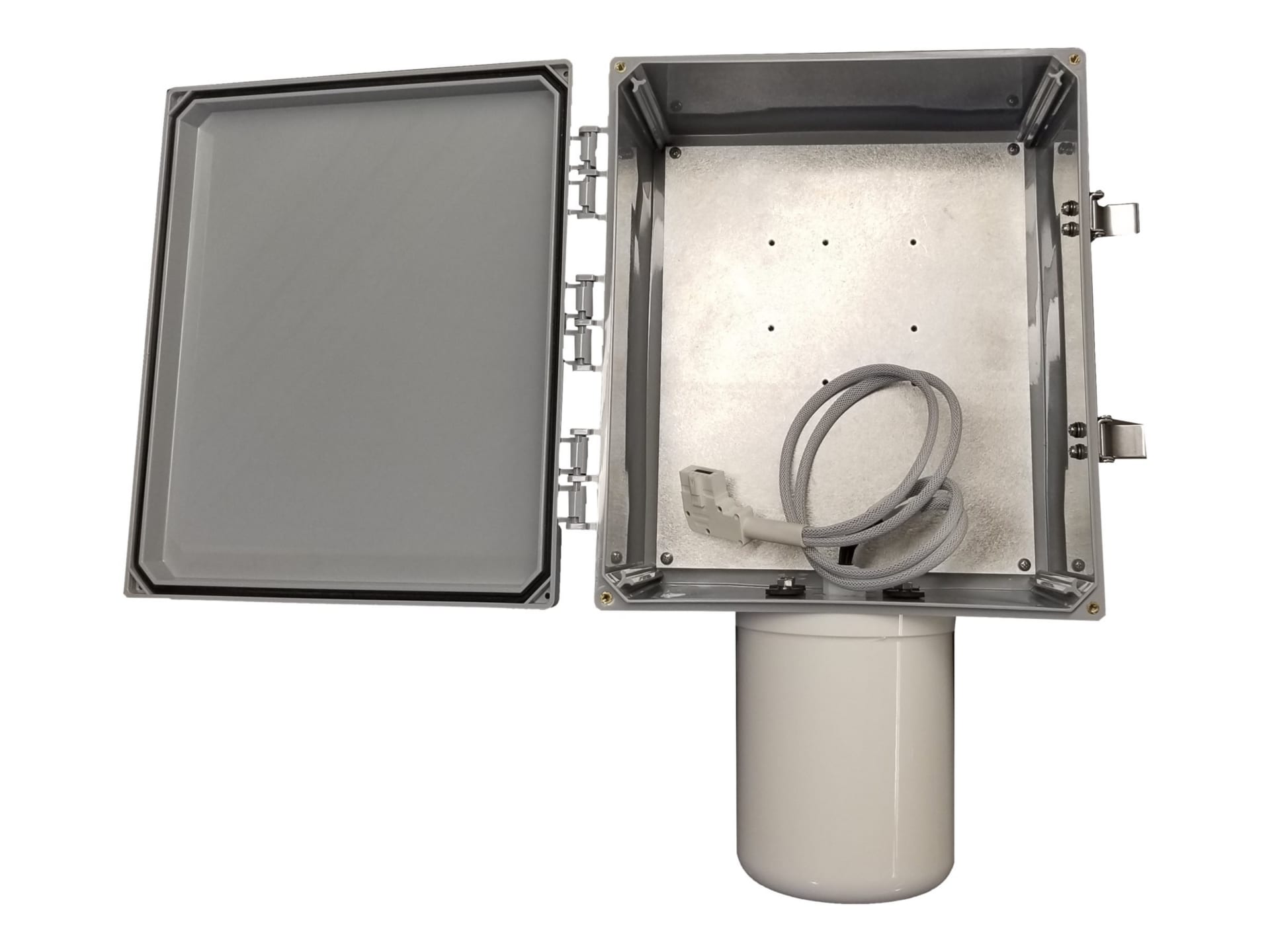 Ventev network device enclosure - integrated 2.4/5GHz 6dBi omnidirectional antenna