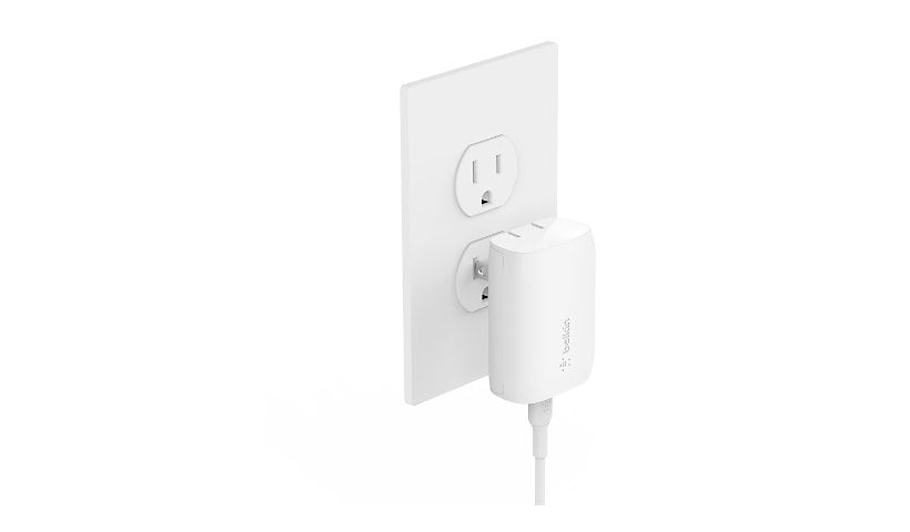 Belkin 30W Portable USB-C Wall Charger - 1xUSB-C - with USB-C to Lightning Cable - Fast Charging - Power Adapter - White