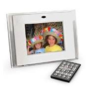 EDGE Digital Picture Frame plus MP3 Player - digital photo frame