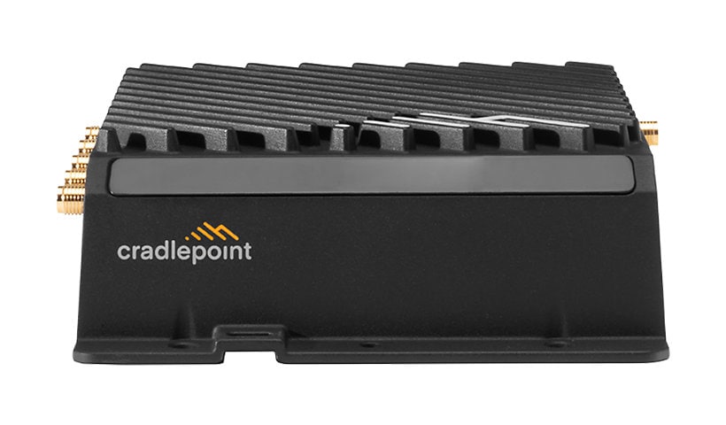 Pelco Cradlepoint R920 Ruggedized Router with 5 Year NetCloud IoT Essentials Subscription