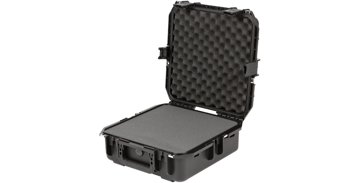 Pelican SKB iSeries 1515-6 Military-Standard Injection Molded Case with Cubed Foam