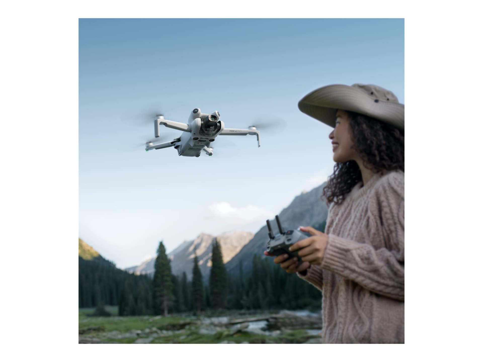 Thumbnail 7 of 7 for DJI Mini 4 Pro Fly More Combo Plus - drone