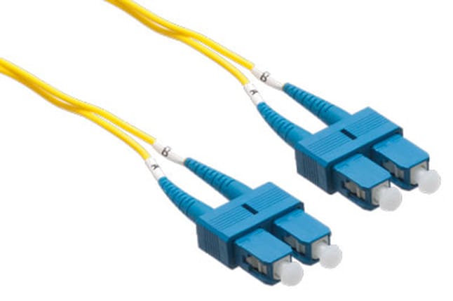 Axiom SC-SC Singlemode Duplex OS2 9/125 Fiber Optic Cable - 3m - Yellow - network cable - 3 m