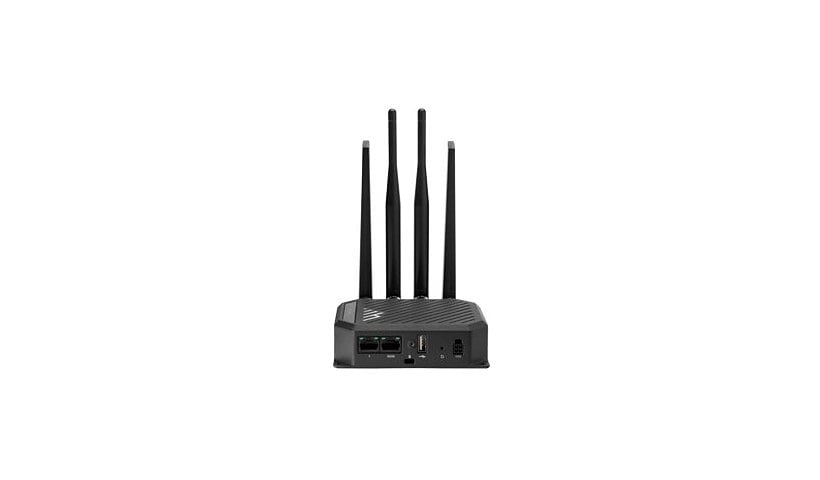 Cradlepoint S700 Series S700-C4D - wireless router - WWAN - Wi-Fi 6 - 3G, 4G - desktop