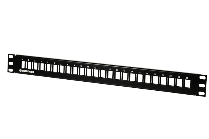 C2G blank keystone patch panel - 1U