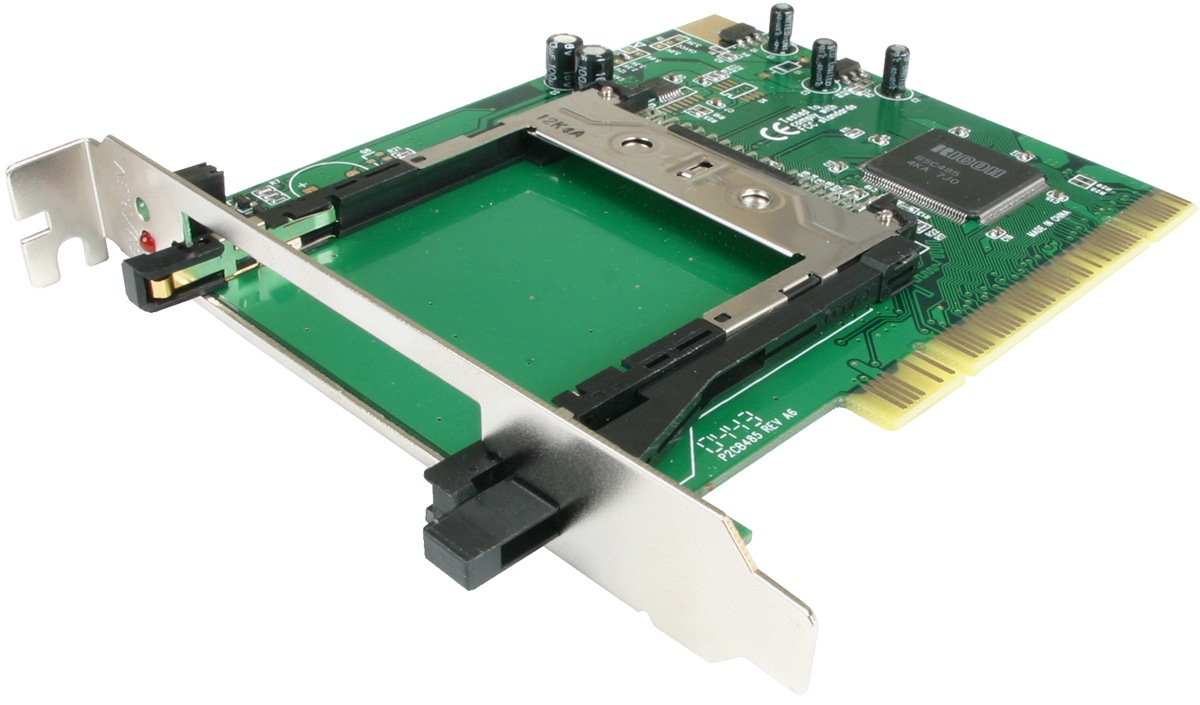 StarTech.com 1 Port PCI to CardBus PCMCIA Adapter Card
