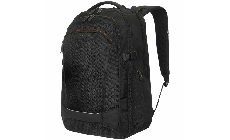 backpack trinity traveler TOM BIHN Trinity, Convertible Briefcase Backpack, 21L, 10.8"x 16"x11.4" Modern travelers who need to stay organized will find a place for everything in the Baseline Traveler Backpack STARS, STRIPES, AND FREE SH*T!