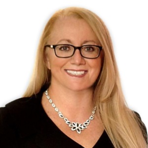 Ginette Adragna Headshot