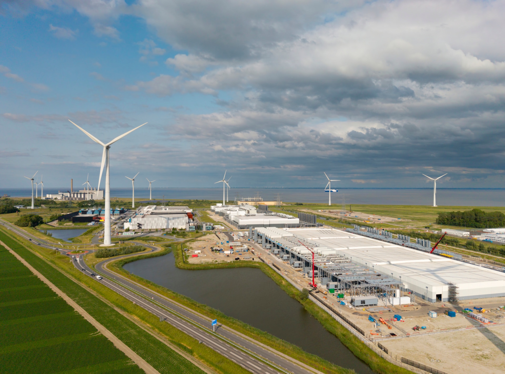 4 Ways You Can Build Sustainable AI Data Centres with Data Sovereignty