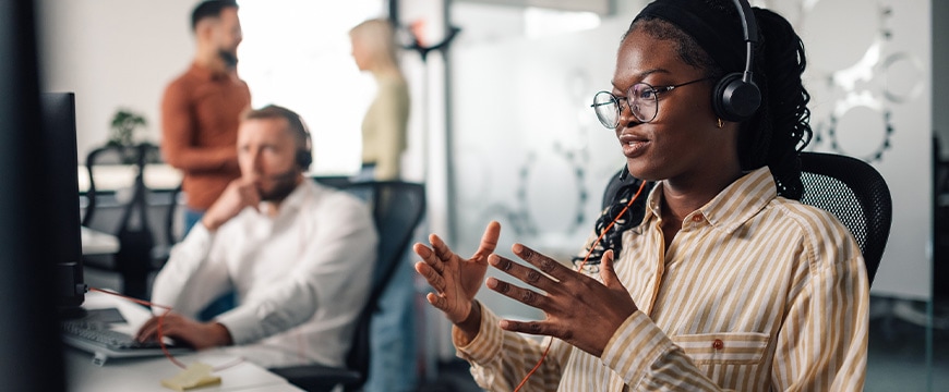 Person working at call center