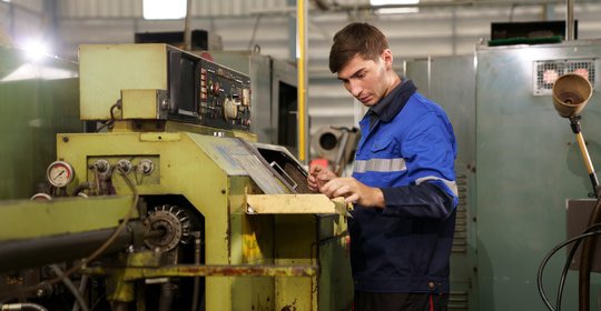 How Ticket Management Systems Can Unlock Manufacturing Insight