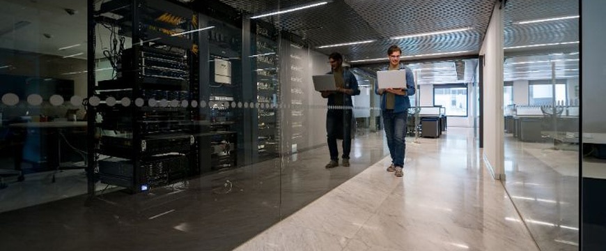 Enterprise IT team optimizing data center performance and scalability
