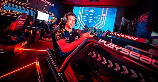 The Technology That Helps Oracle Red Bull Racing Build a Sim Racing Powerhouse